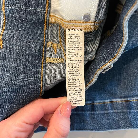 Spanx Front Seam Wide Leg Jean in Vintage Indigo Size XS Petite - Picture 7 of 12
